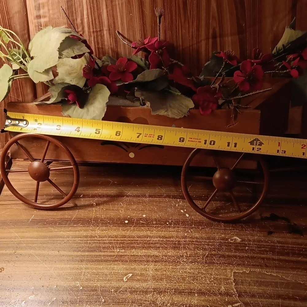 Vintage Home Interiors Homco wooden primitive folk art wagon wall deco